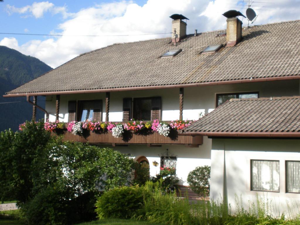 Oberlechnerhof Bed & Breakfast Rasun di Sopra Exterior photo
